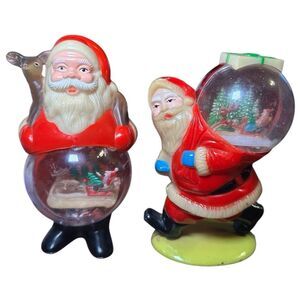 Vintage 1970's Bright Star Mfg. Plastic Santa Claus Reindeer Snow Globe
